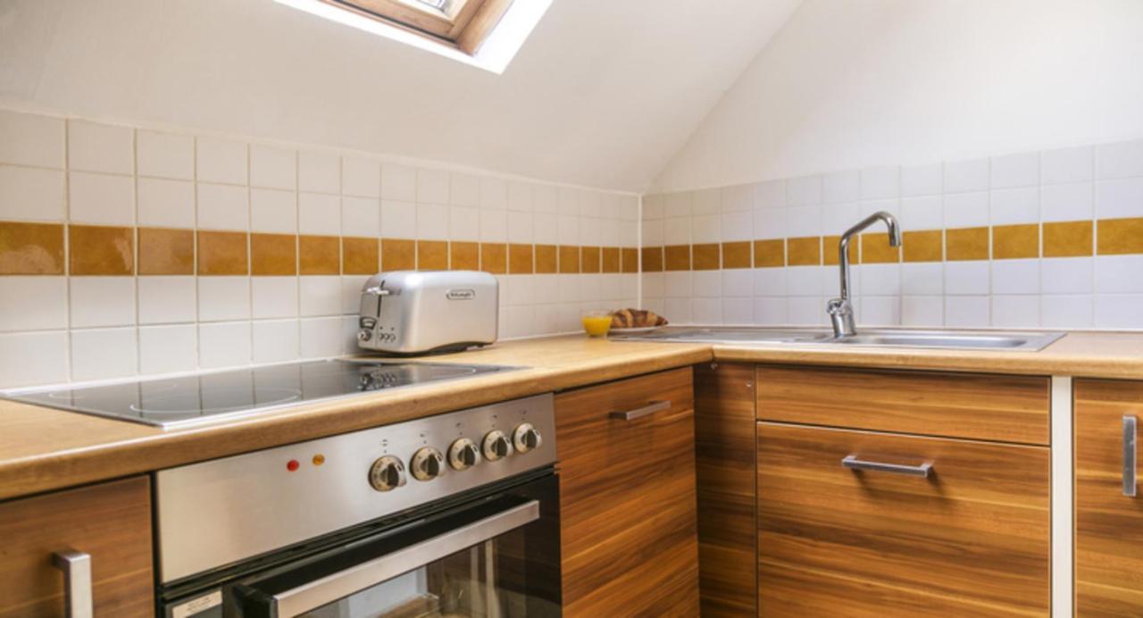 Spacious Duplex In Brussels Historical Center Esterno foto