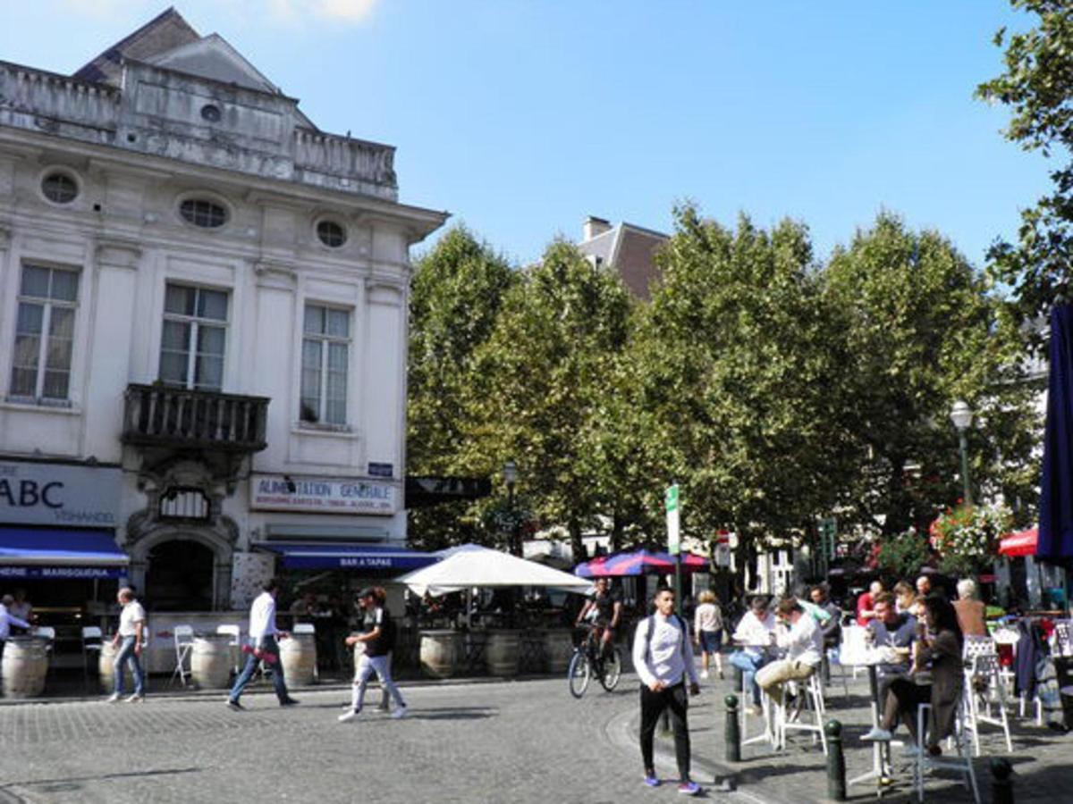 Spacious Duplex In Brussels Historical Center Esterno foto